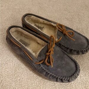 UGG Gray moccasins